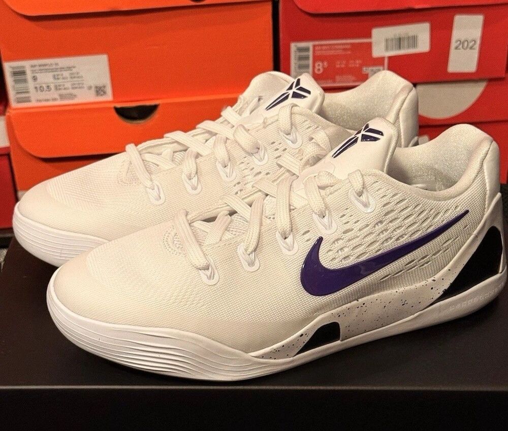 Nike Kobe 11 XI Low EM GS White Court Purple 6Y Womens 7.5 FV3607-101 (071)